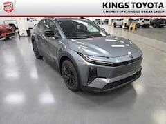 2026 Toyota C-HR SE SUV