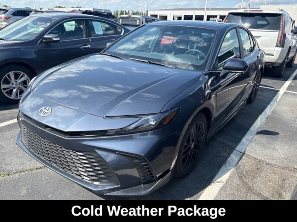 Used 2026 Toyota Camry SE Sedan