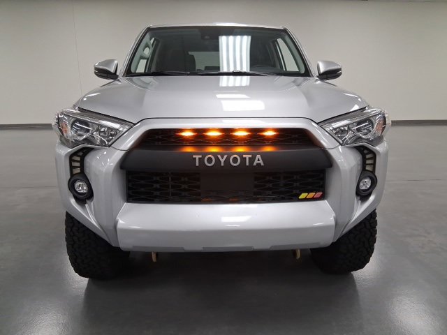 2022 Toyota 4Runner SR5 Premium photo 2