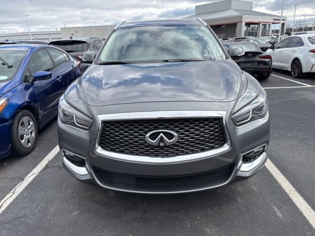 Used 2019 INFINITI QX60 LUXE SUV