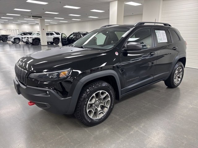 2020 Jeep Cherokee Trailhawk photo 2
