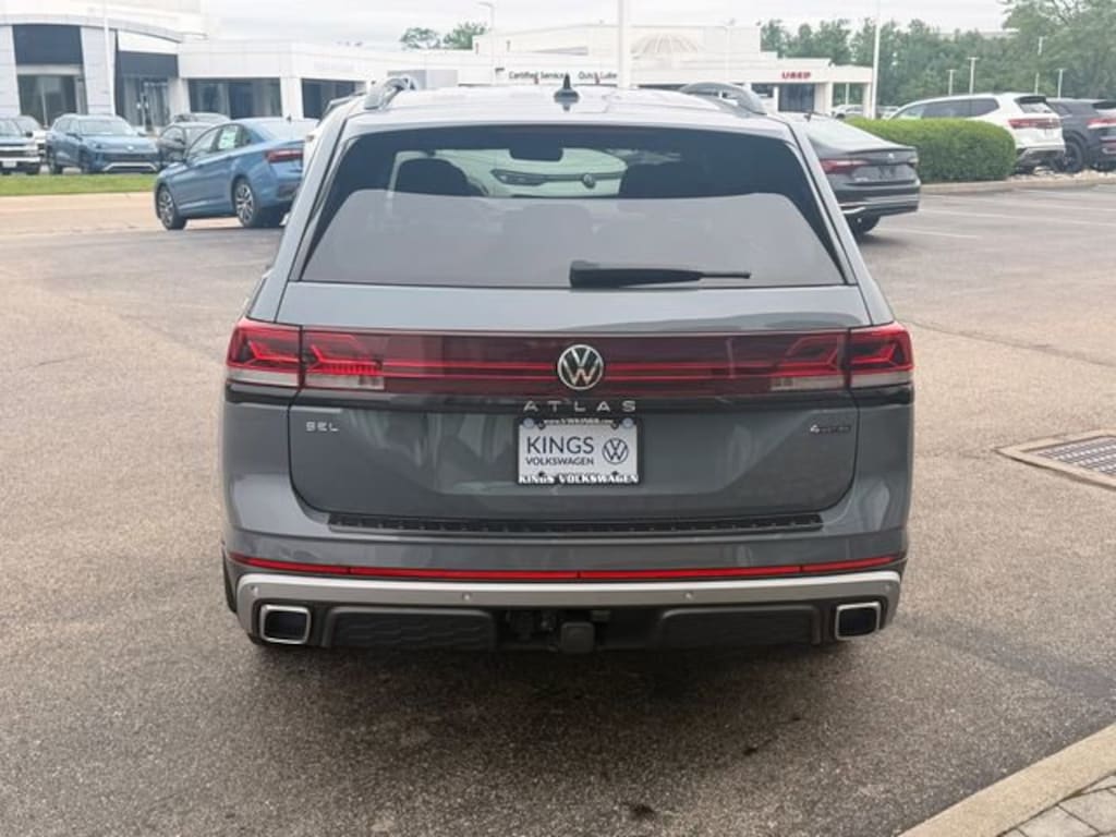 Certified 2024 Volkswagen Atlas 2.0T Peak Edition SEL SUV