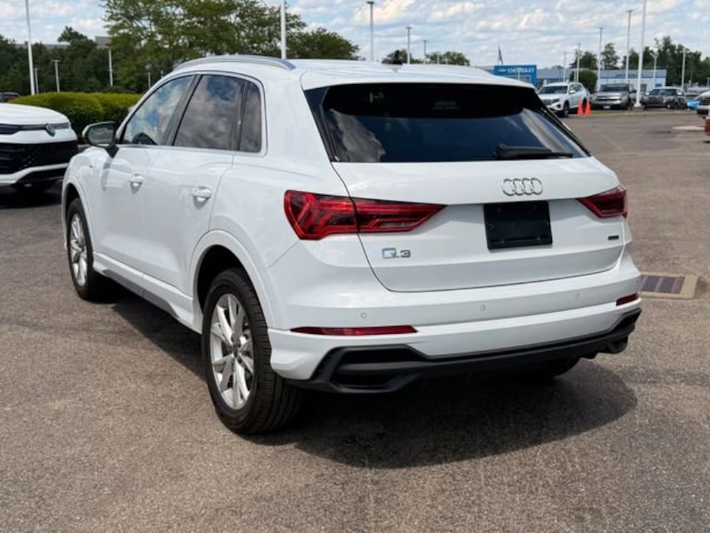 Used 2024 Audi Q3 45 S line Premium SUV
