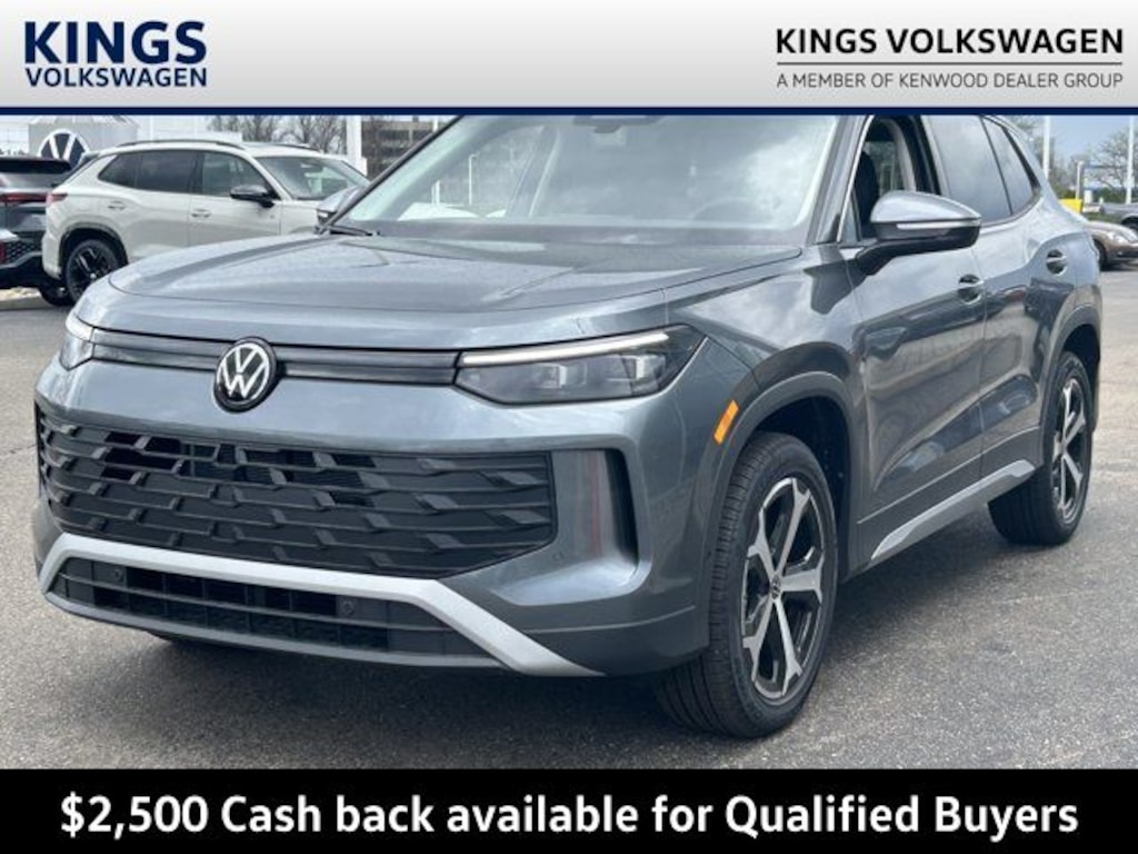 New 2026 Volkswagen Tiguan 2.0T SE SUV