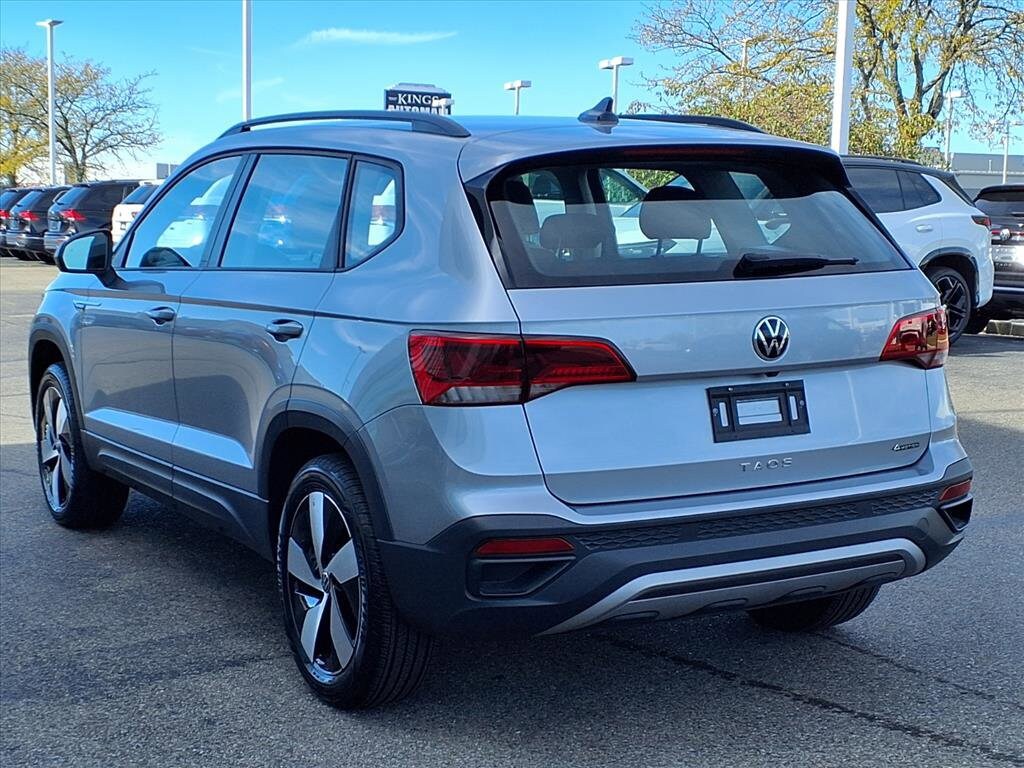 2024 Volkswagen Taos S photo 4