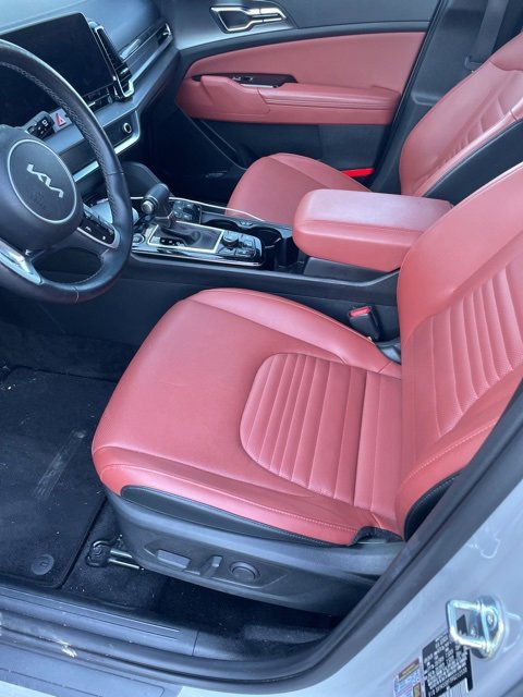 2024 Kia Sportage photo 3