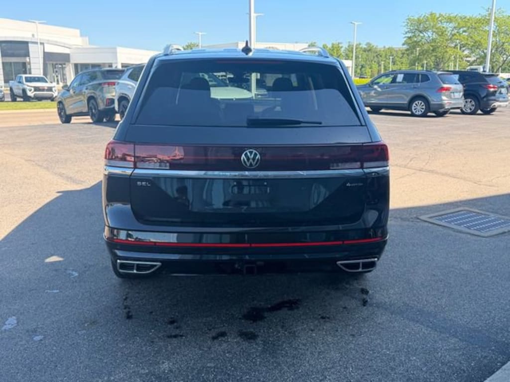 Certified 2024 Volkswagen Atlas 2.0T SEL Premium R-Line SUV