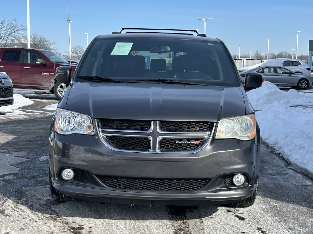 Used 2017 Dodge Grand Caravan SXT Van