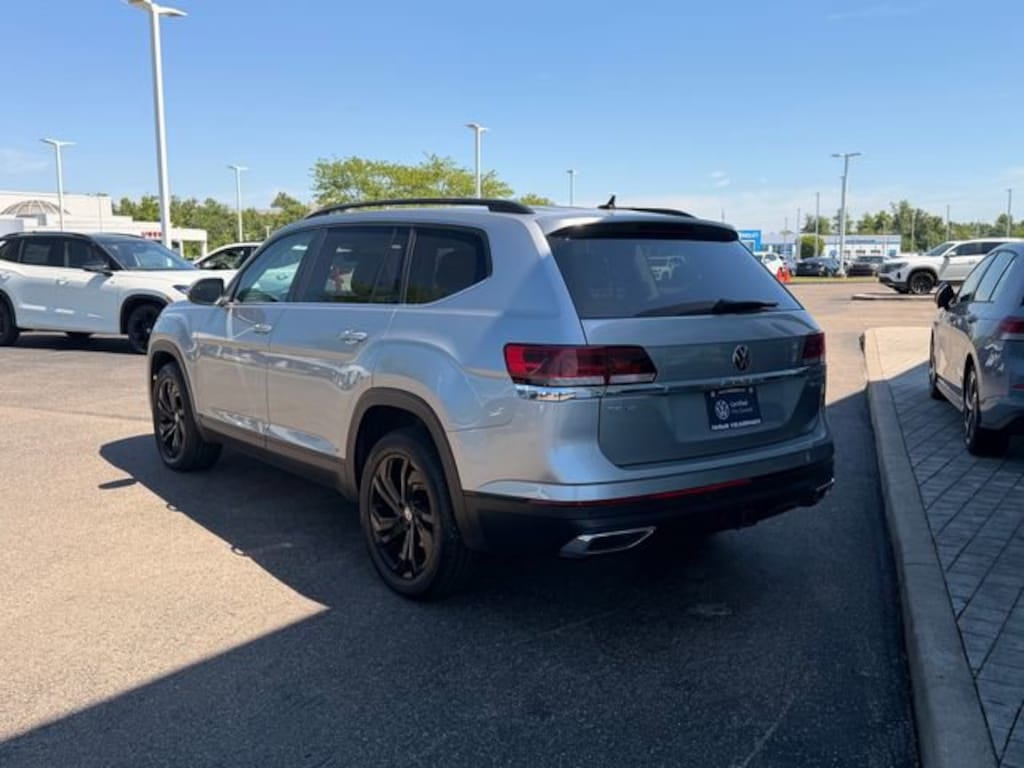 Certified 2023 Volkswagen Atlas 3.6L V6 SE w/Technology SUV