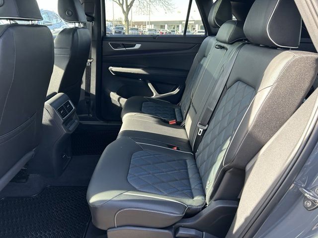 2026 Volkswagen Atlas Cross Sport SEL Premium R-LINE - Photo 24