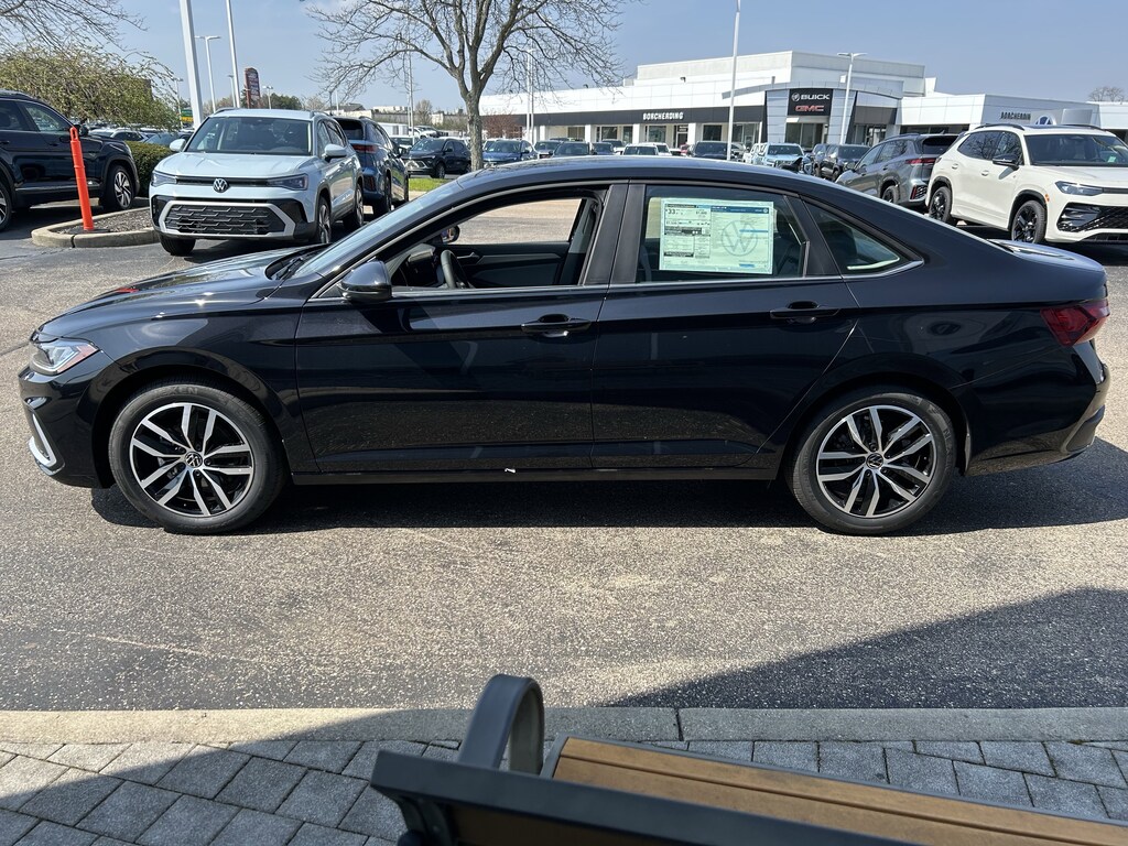 New 2026 Volkswagen Jetta SE Sedan
