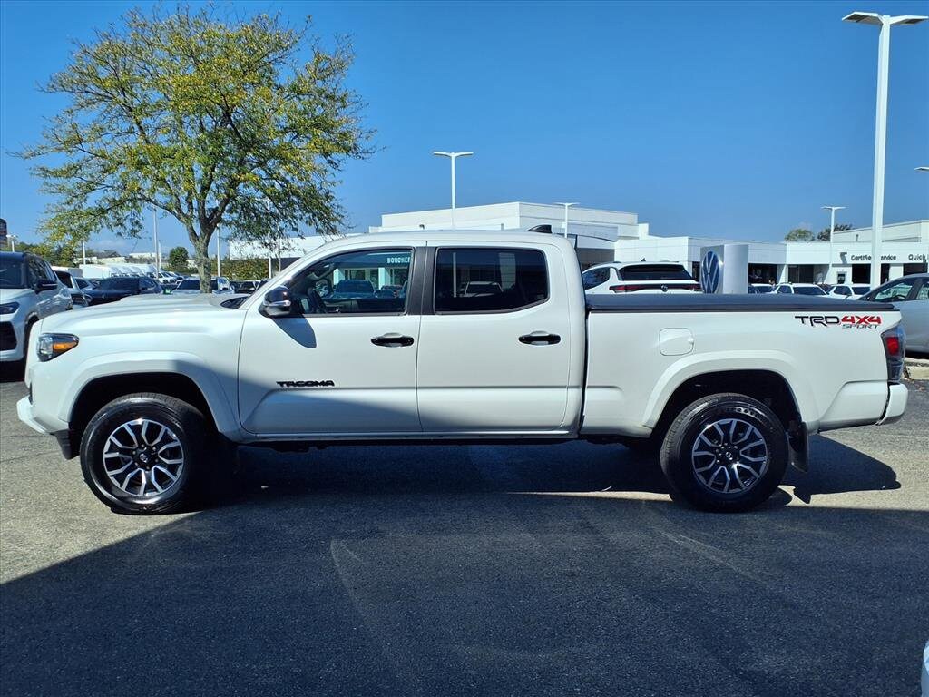 2023 Toyota Tacoma TRD Sport V6 photo 3