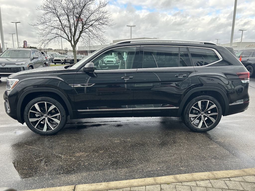 New 2026 Volkswagen Atlas 2.0T SEL Premium R-Line SUV