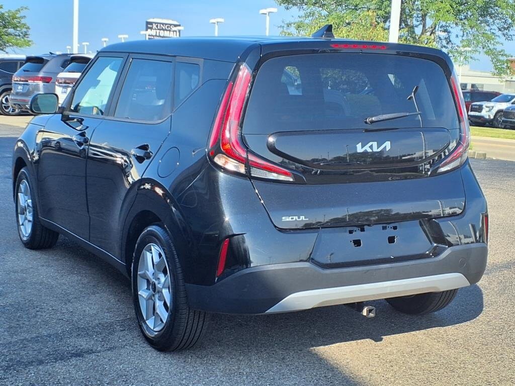 2023 Kia Soul S photo 4