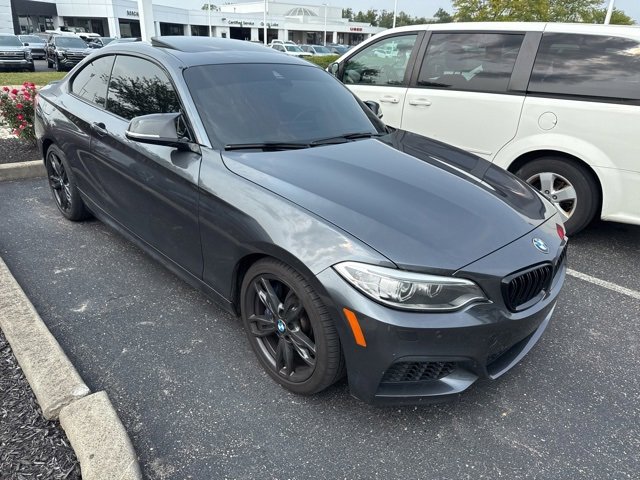 2016 Bmw M235i Coupe photo 2