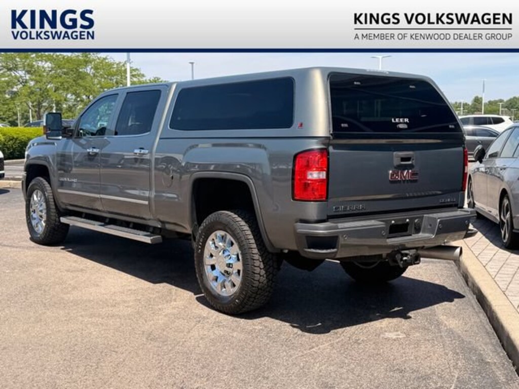 Used 2018 GMC Sierra 2500HD Denali Truck Crew Cab