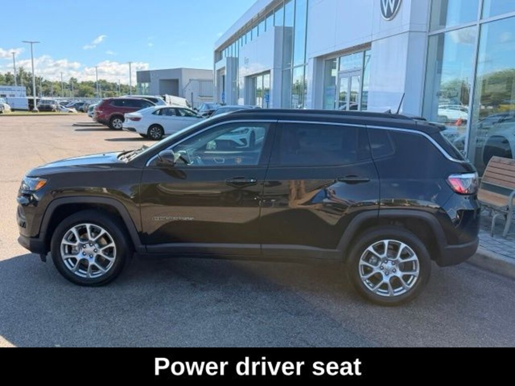 Used 2022 Jeep Compass Latitude Lux SUV