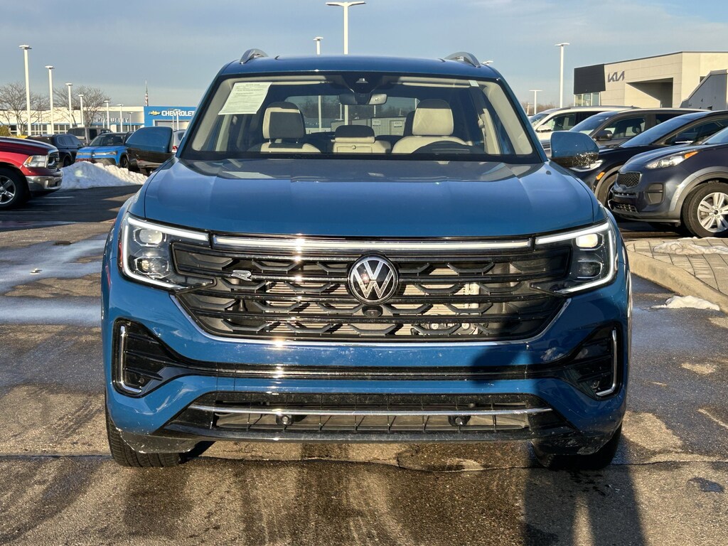 Used 2025 Volkswagen Atlas 2.0T SEL Premium R-Line SUV