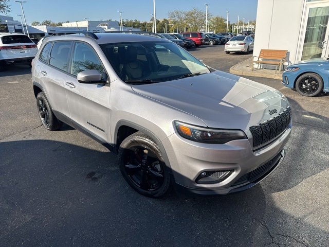 2021 Jeep Cherokee Latitude photo 2