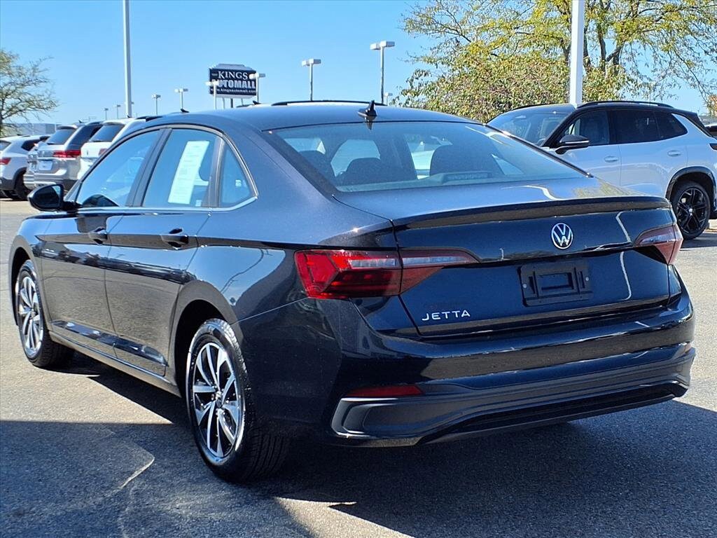 2024 Volkswagen Jetta 1.5T S photo 4