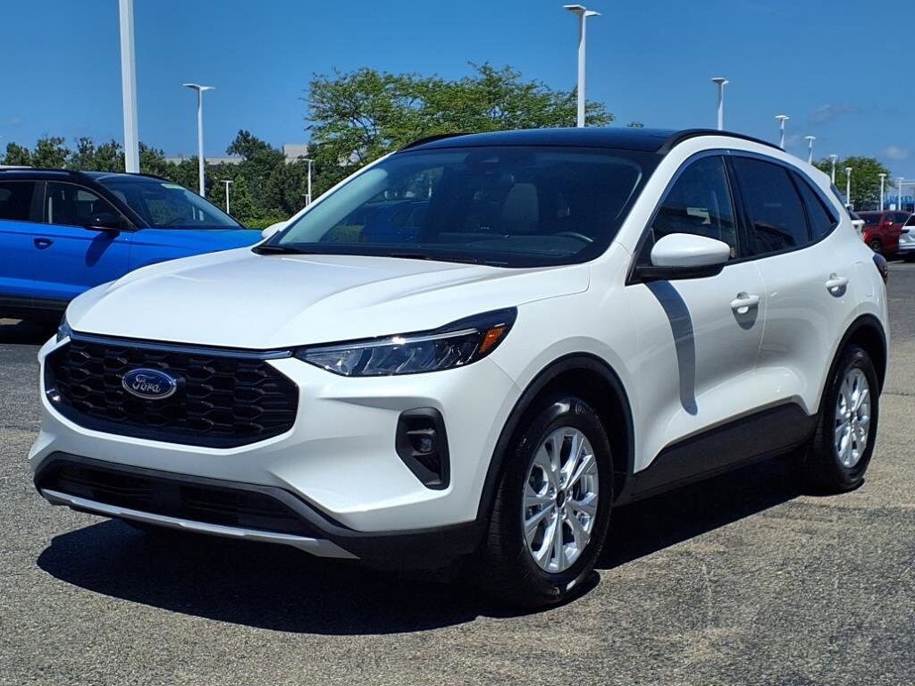 2023 Ford Escape Active photo 2