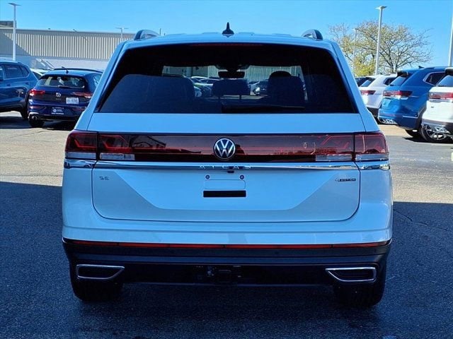 2026 Volkswagen Atlas SE w/Tech - Photo 5