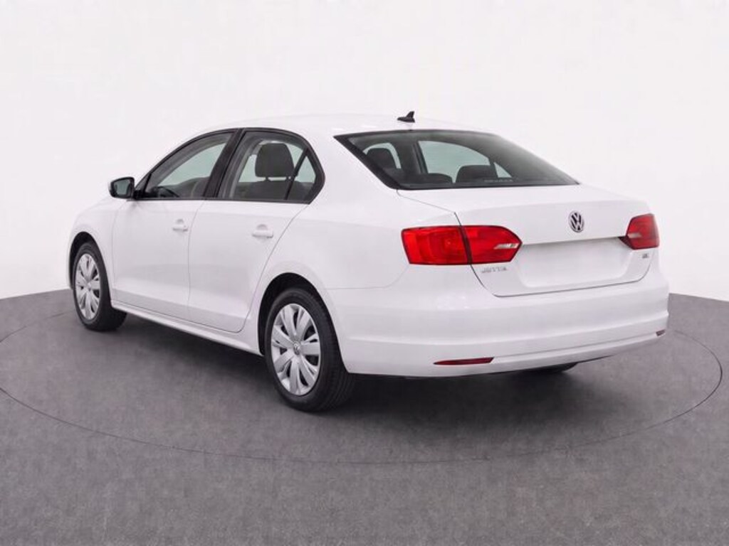 Used 2014 Volkswagen Jetta 1.8T SE Sedan