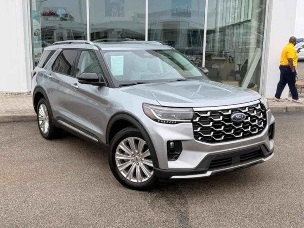 Used 2025 Ford Explorer Platinum SUV