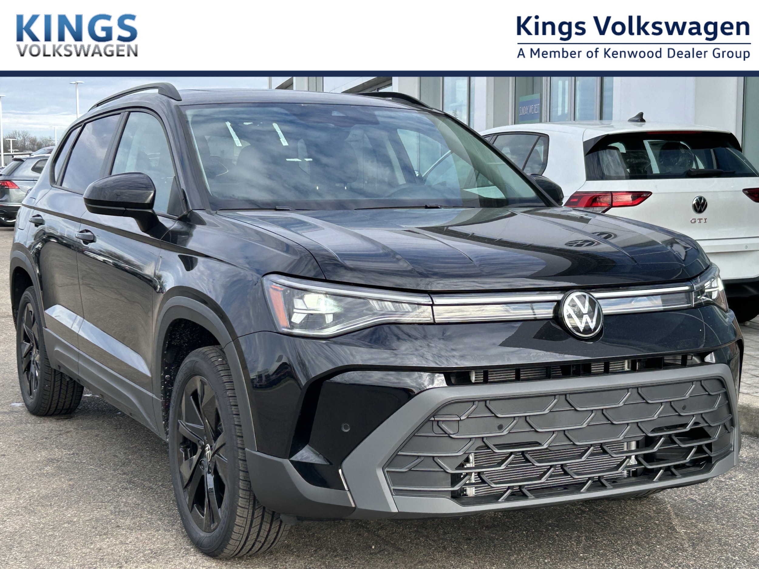 2026 Volkswagen Taos SE Black's photo