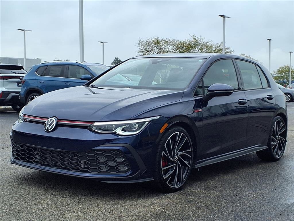 2024 Volkswagen Golf GTI Autobahn photo 2