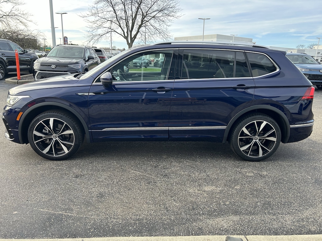 Certified 2022 Volkswagen Tiguan 2.0T SEL R-Line SUV