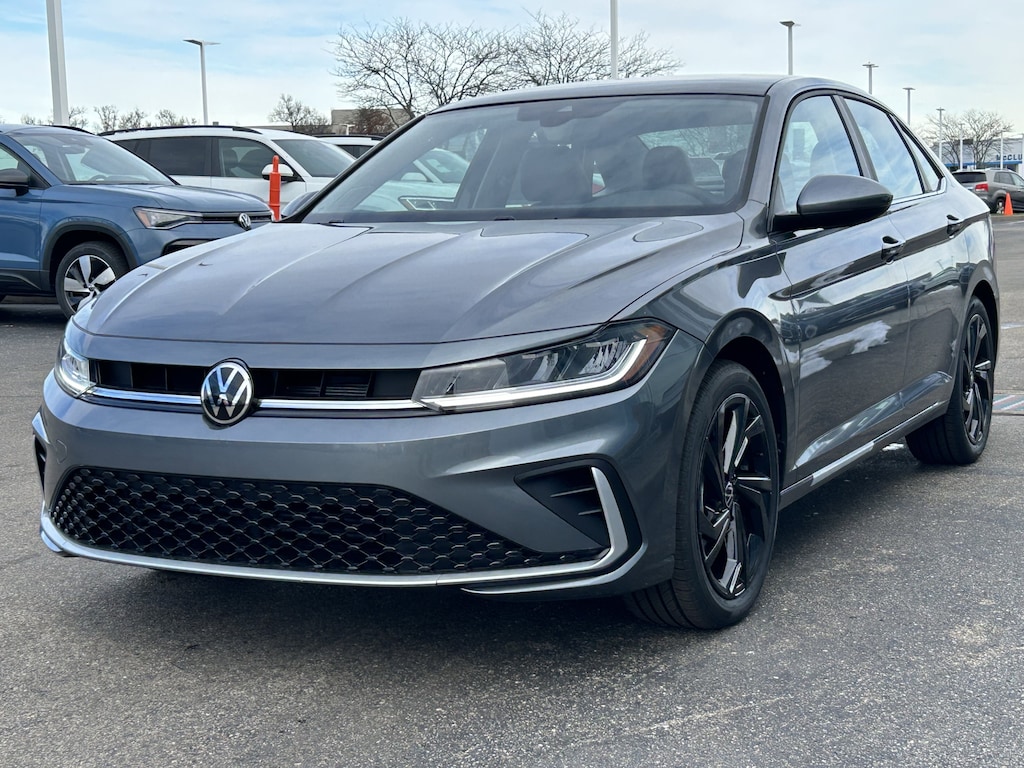 New 2026 Volkswagen Jetta SE Sedan