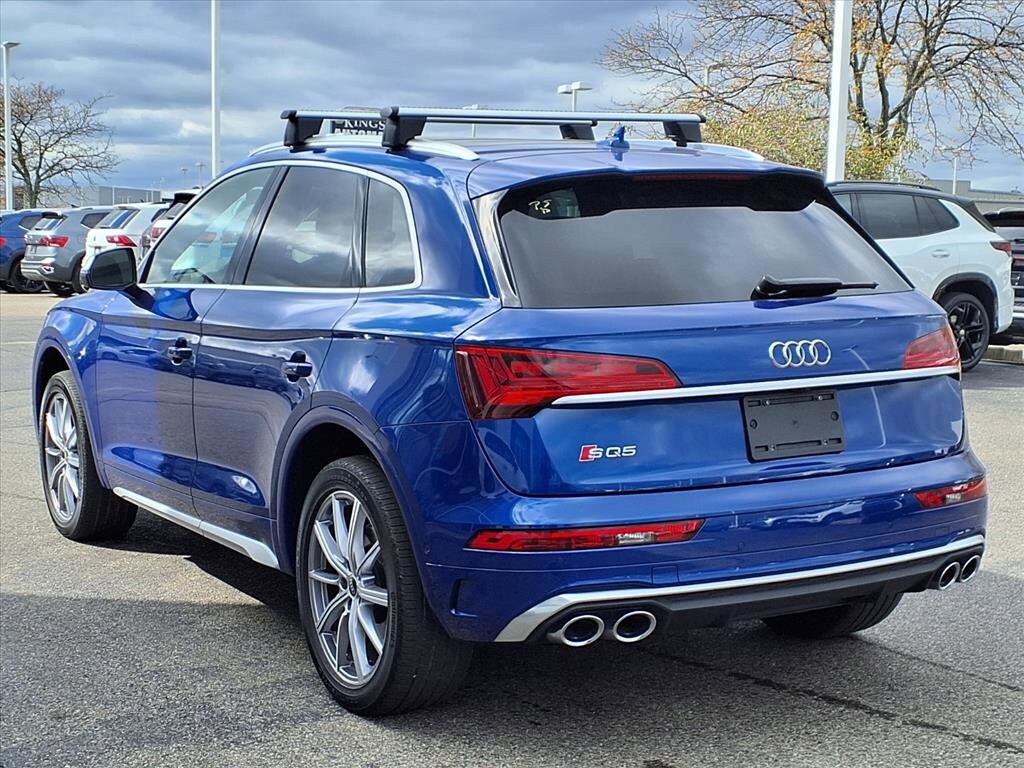 2023 Audi SQ5 Premium photo 3