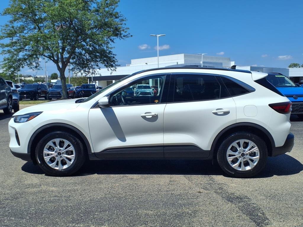 2023 Ford Escape Active photo 3
