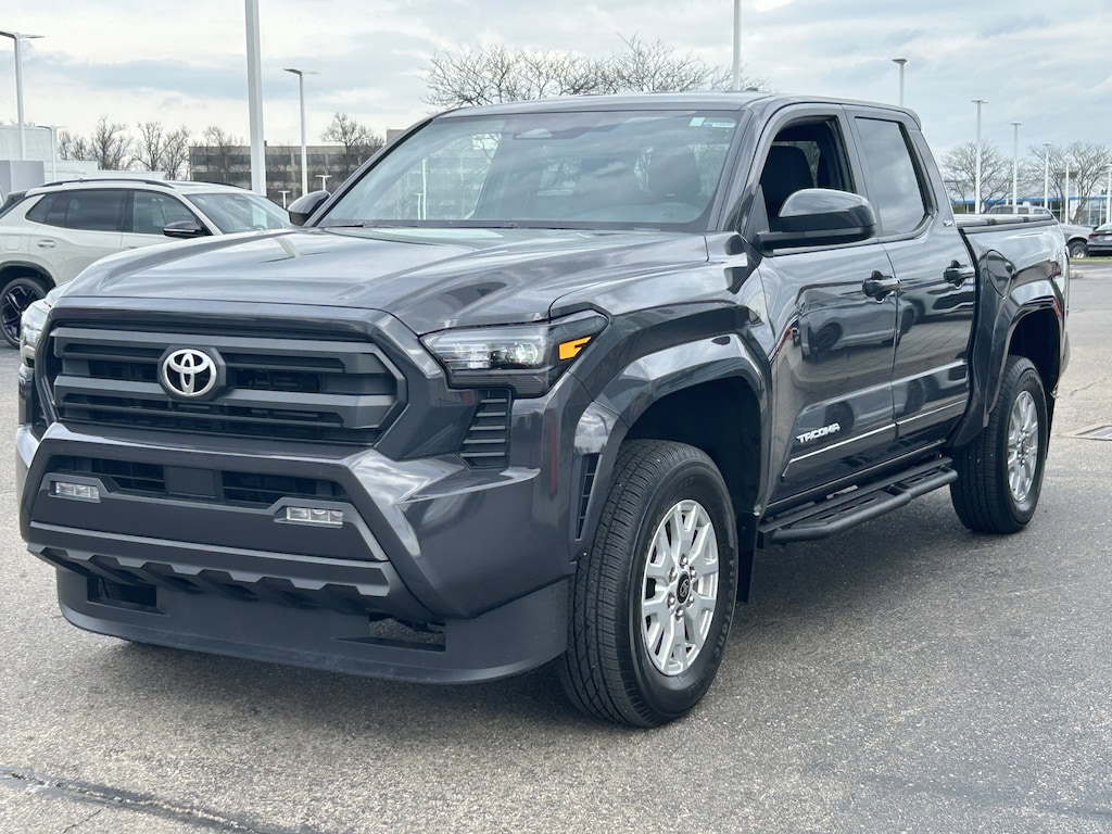 Used 2024 Toyota Tacoma SR5 Truck Double Cab