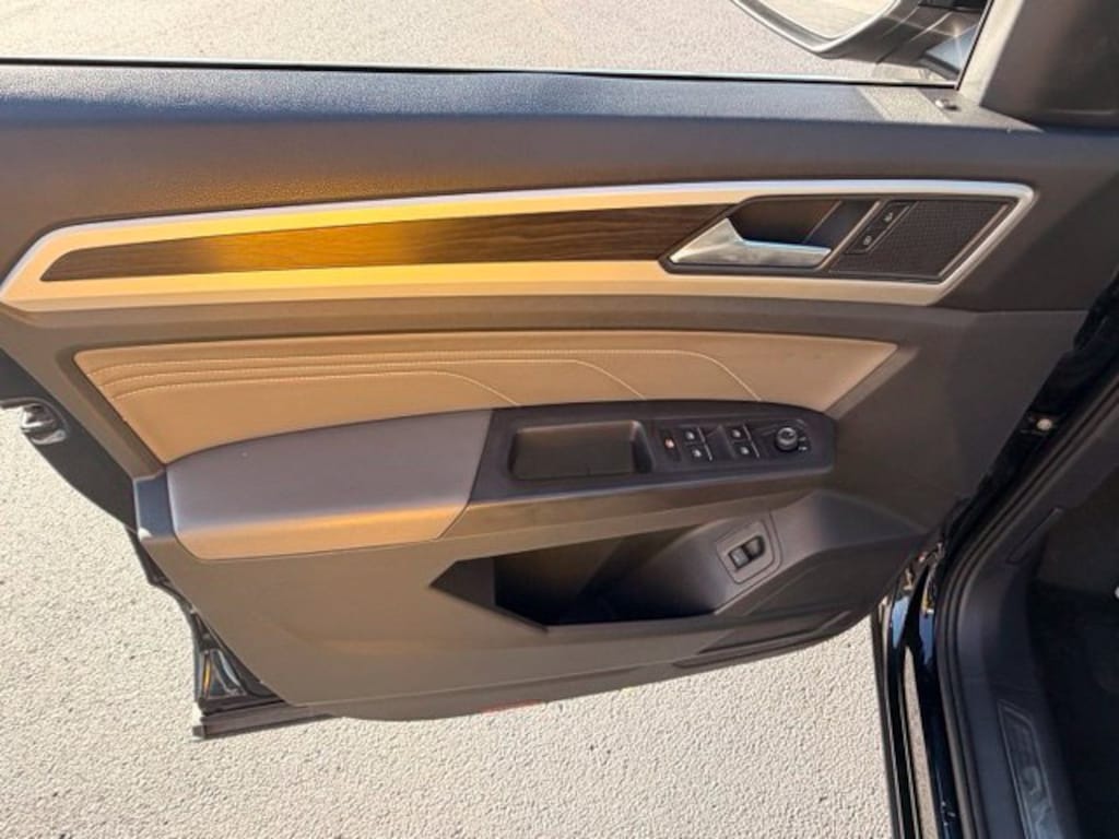 Certified 2023 Volkswagen Atlas 2.0T SE w/Technology SUV