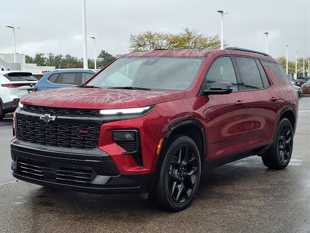 2024 Chevrolet Traverse RS photo 2