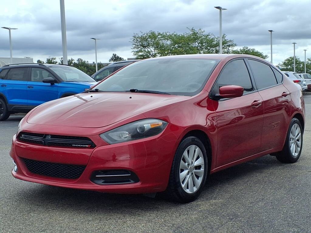 2014 Dodge Dart SXT photo 2