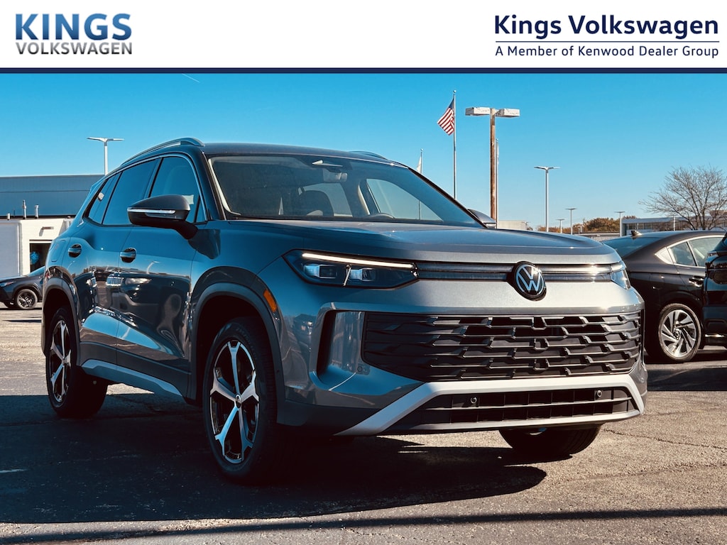 New 2025 Volkswagen Tiguan SE SUV