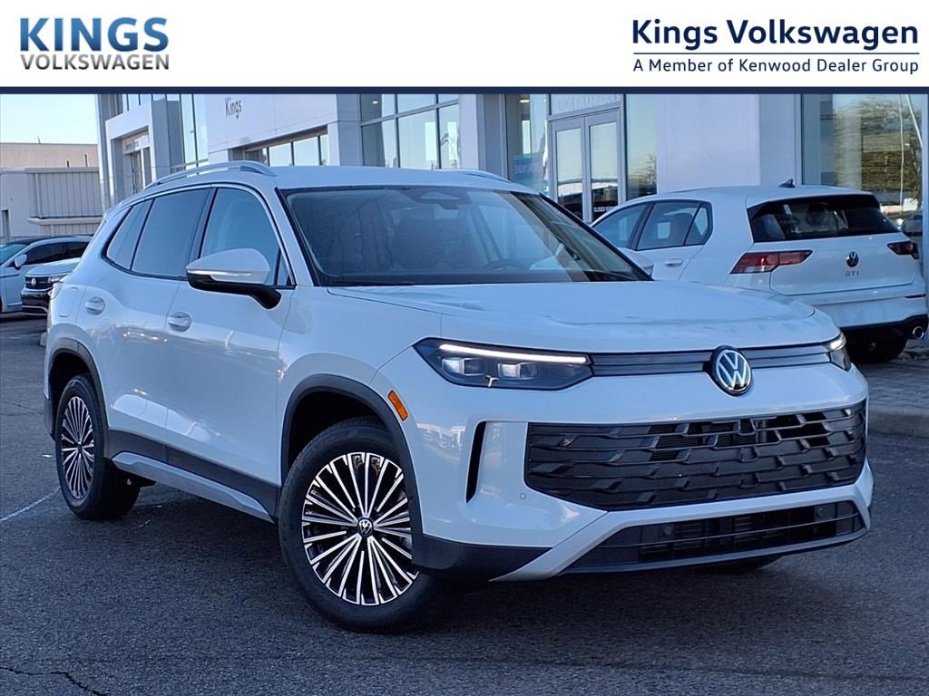 2025 Volkswagen Tiguan S's photo