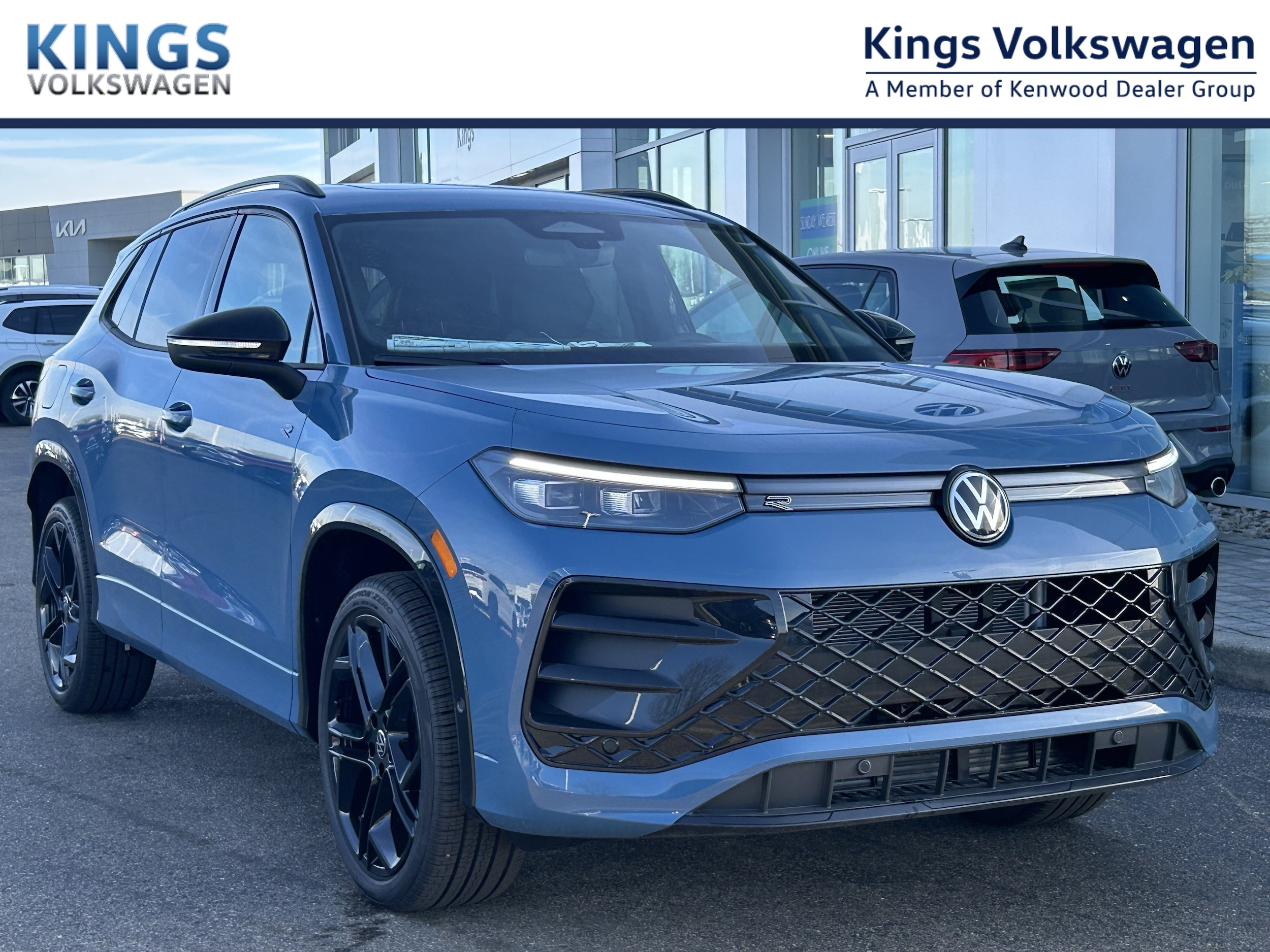 2026 Volkswagen Tiguan SE R-LINE BLACK's photo