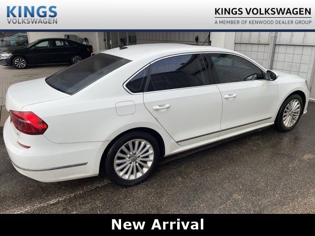 2017 Volkswagen Passat SE