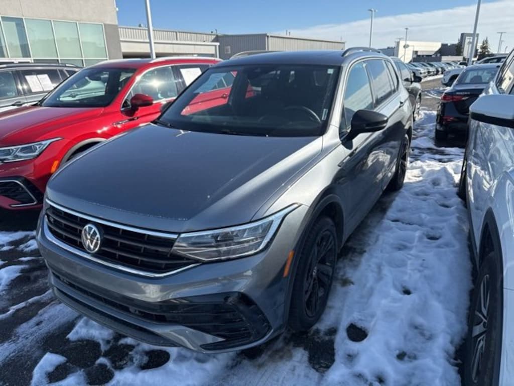 Used 2023 Volkswagen Tiguan 2.0T SE R-Line Black SUV