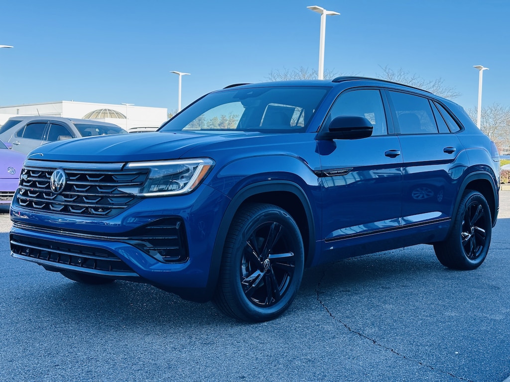 New 2026 Volkswagen Atlas Cross Sport 2.0T SEL R-Line Black SUV