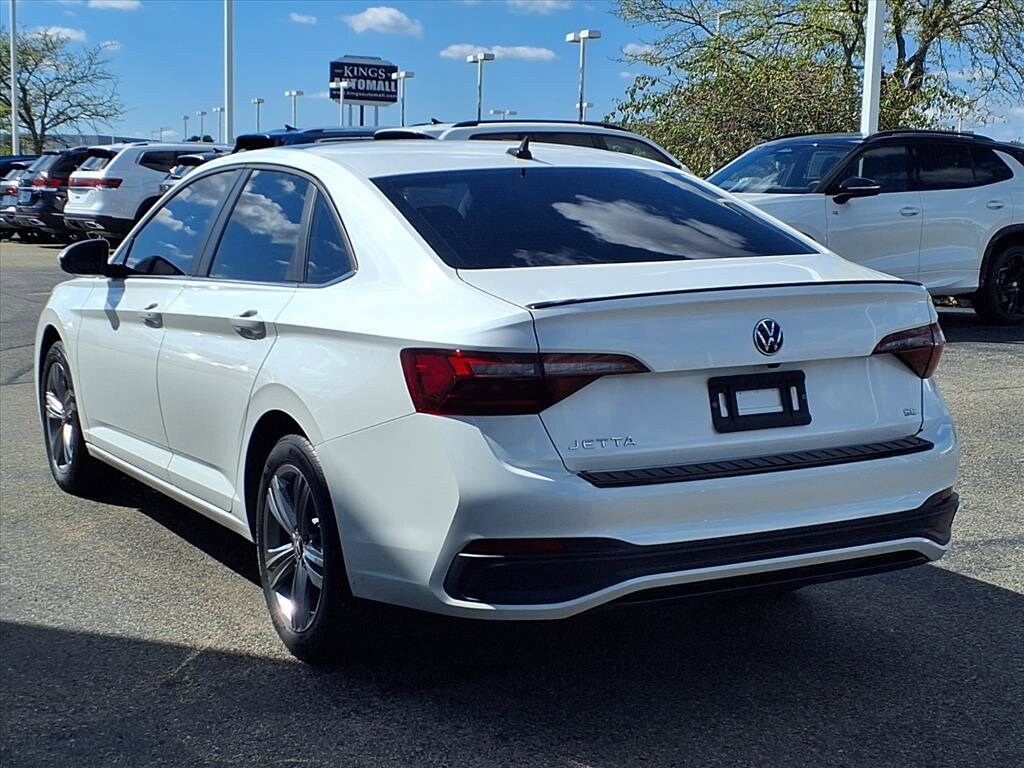 2024 Volkswagen Jetta 1.5T SE photo 2