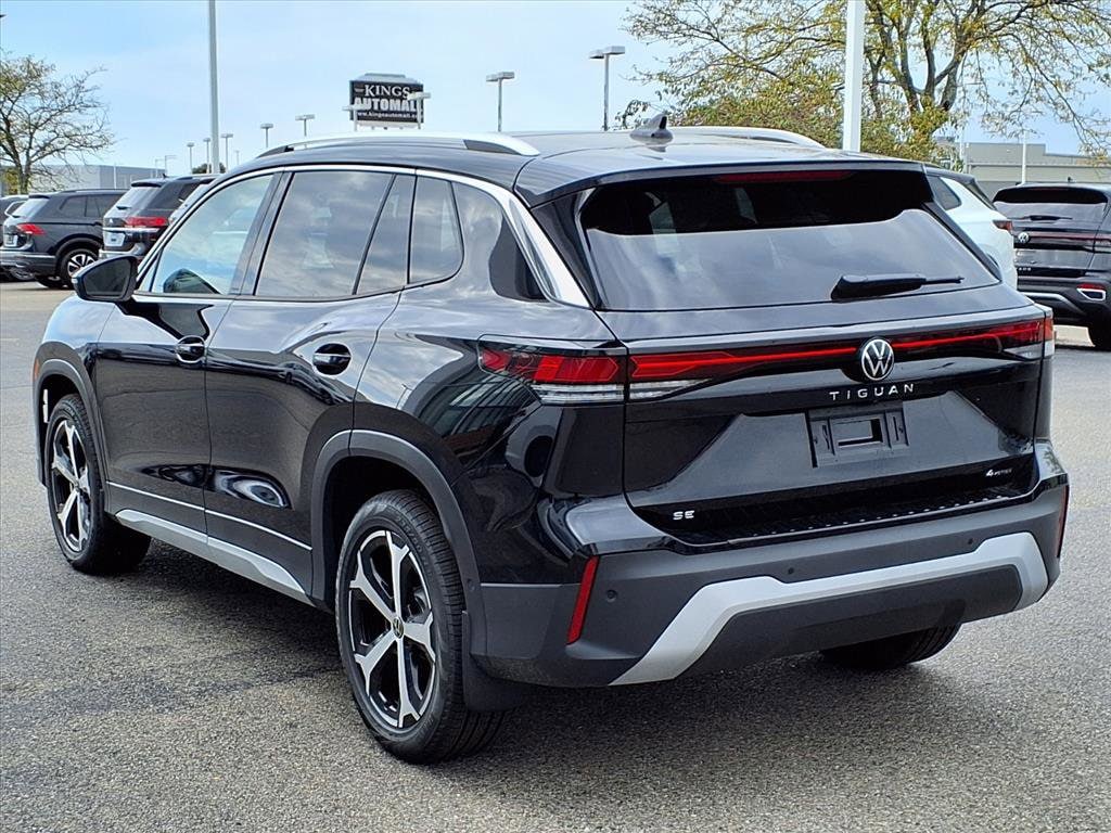 New 2025 Volkswagen Tiguan SE SUV
