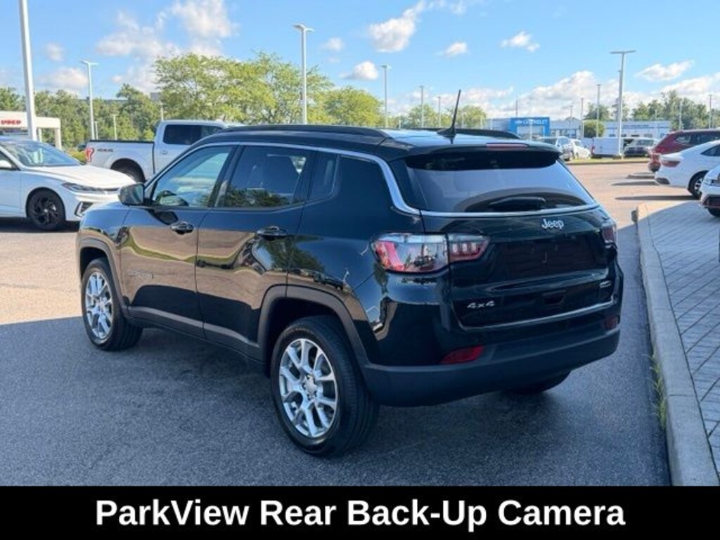 Used 2022 Jeep Compass Latitude Lux SUV