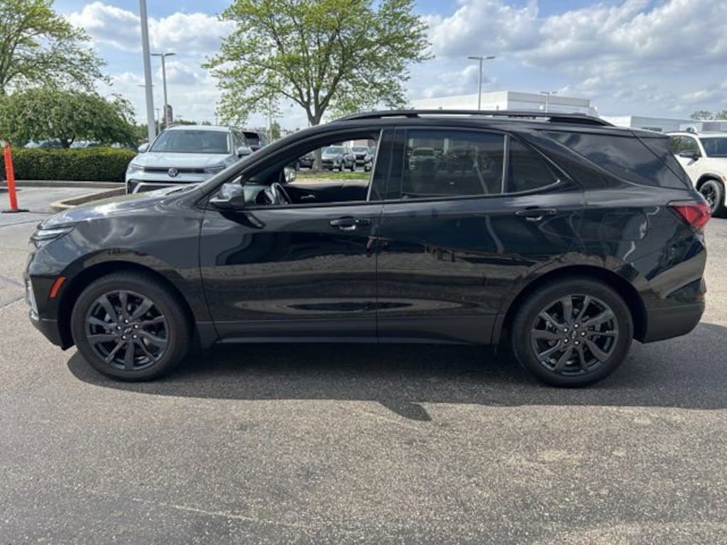 Used 2024 Chevrolet Equinox RS SUV
