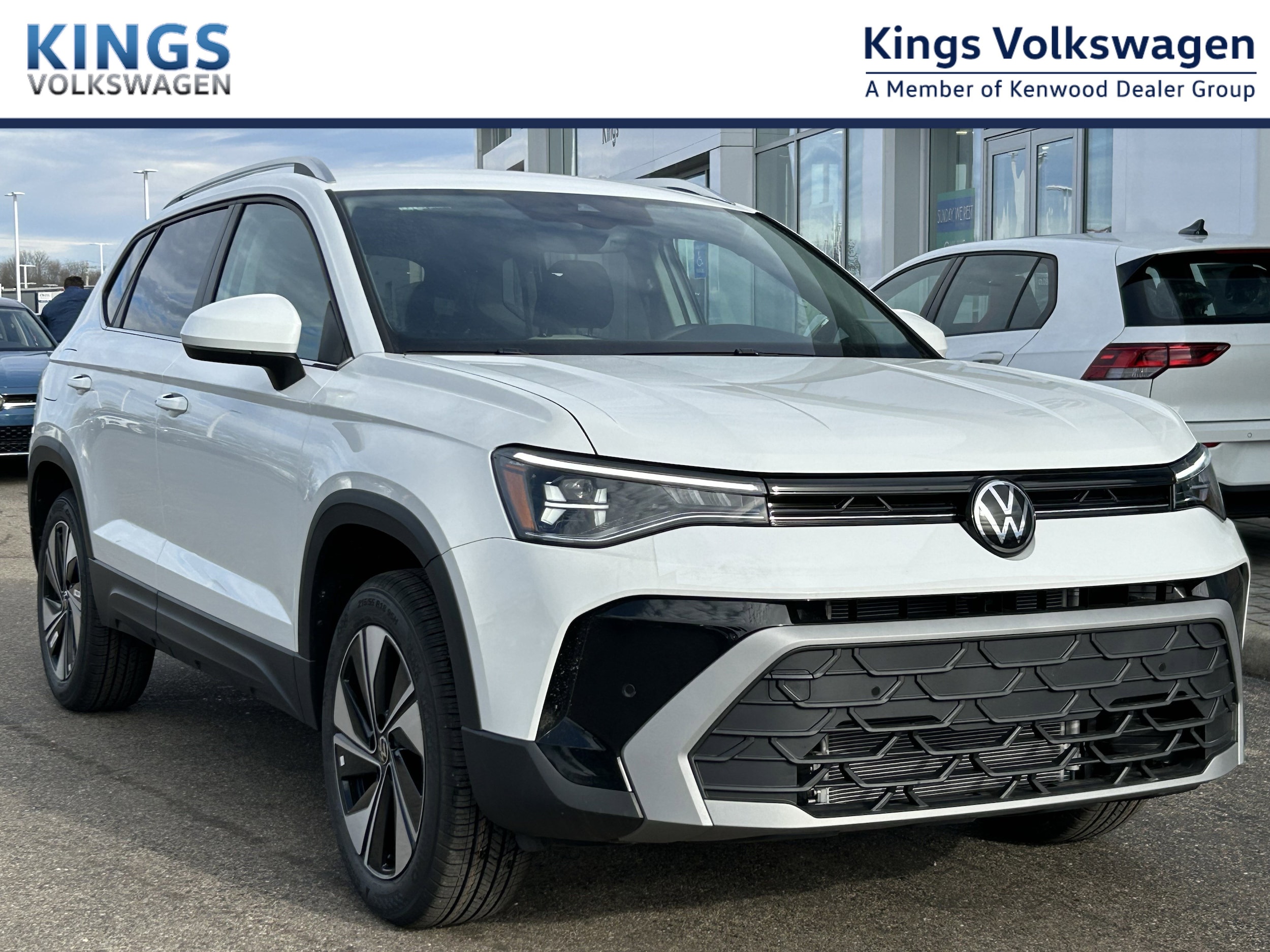 2026 Volkswagen Taos SE's photo