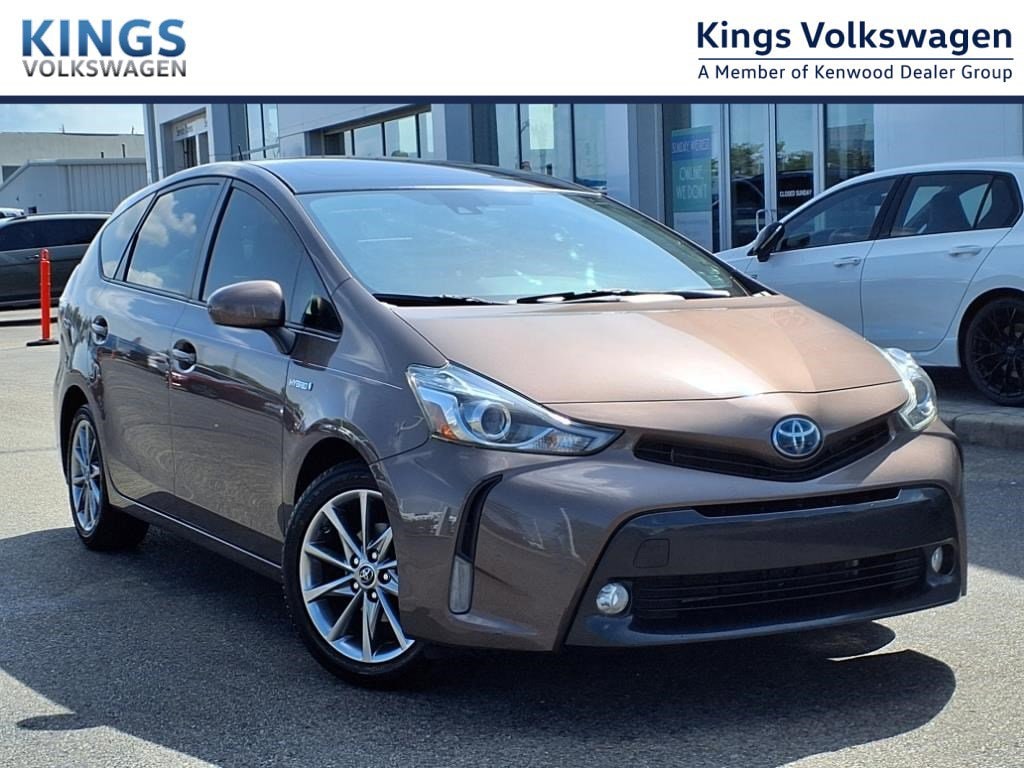 2017 Toyota Prius v